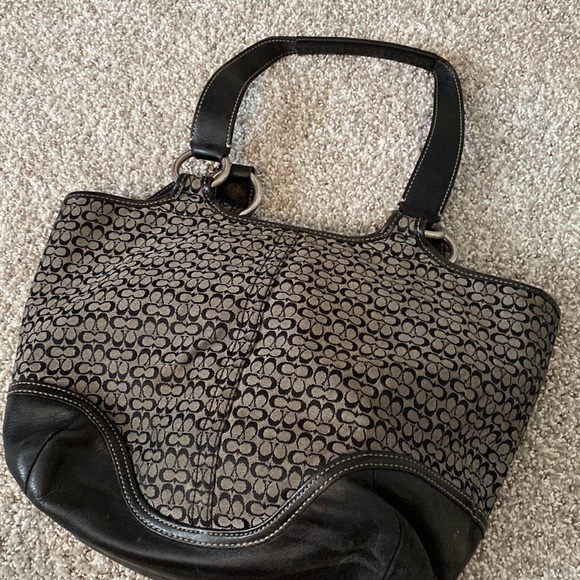 Coach Purse, black C’s leather and fabric - Picture 6 of 8
